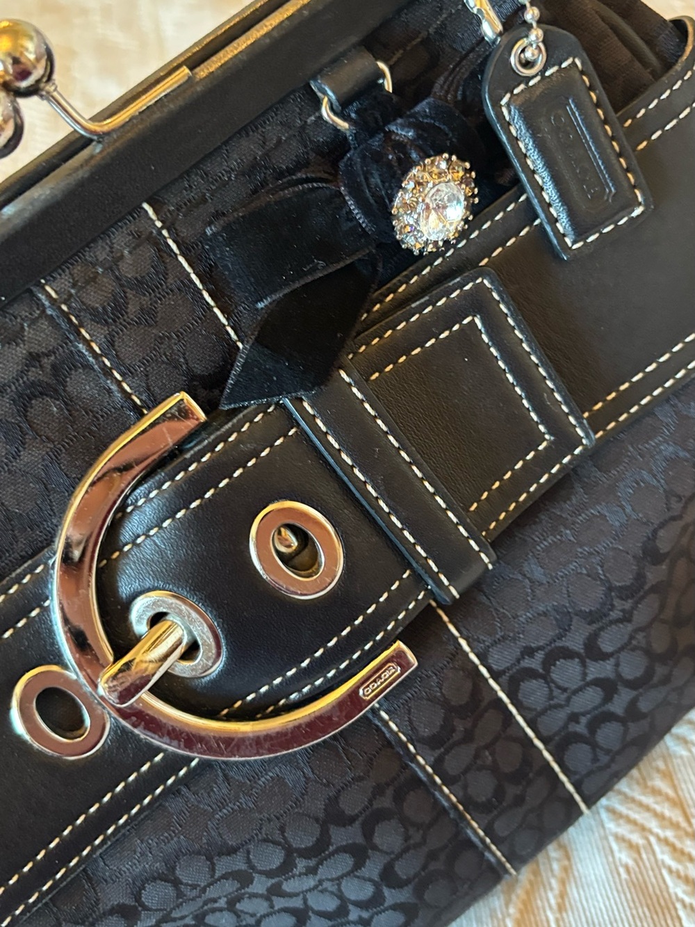 COACH Soho MINI KISSLOCK Bag ~ STYLE C05S-3649 Black Jacquard/Black Leather 2005 - Picture 8 of 17